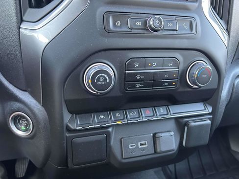 Used 2023 Chevrolet Silverado 1500 Custom AWD/4WD image 21