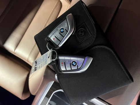 Used 2021 BMW X6 xDrive40i w/ Premium Package image 55