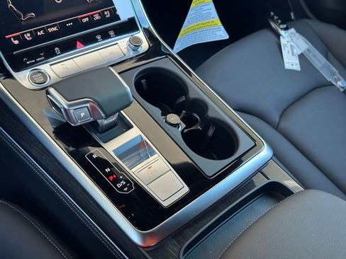 New 2026 Audi Q8 Premium Plus image 32