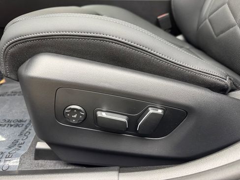 New 2026 BMW 530i xDrive 530i xDrive w/ M Sport Package image 10