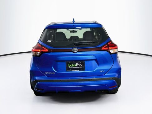 Used 2023 Nissan Kicks SV FWD image 7