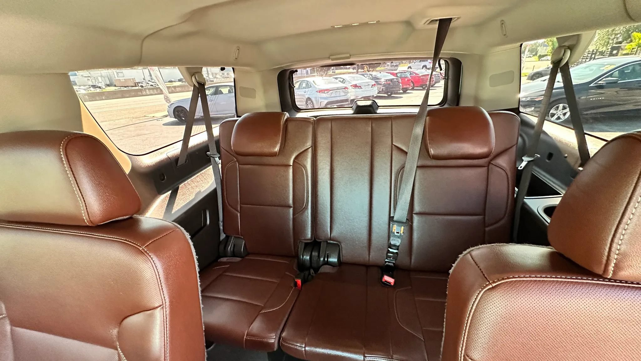 Used 2016 Chevrolet Suburban LTZ AWD/4WD image 15