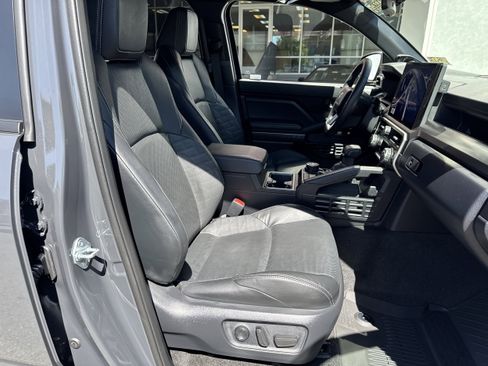 Used 2026 Toyota 4Runner TRD Off-Road Premium AWD/4WD image 14