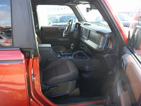 Used 2023 Ford Bronco Outer Banks image 13