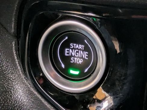 Used 2025 GMC Sierra 1500 Elevation image 23