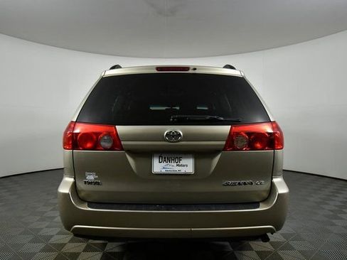Used 2008 Toyota Sienna FWD image 13