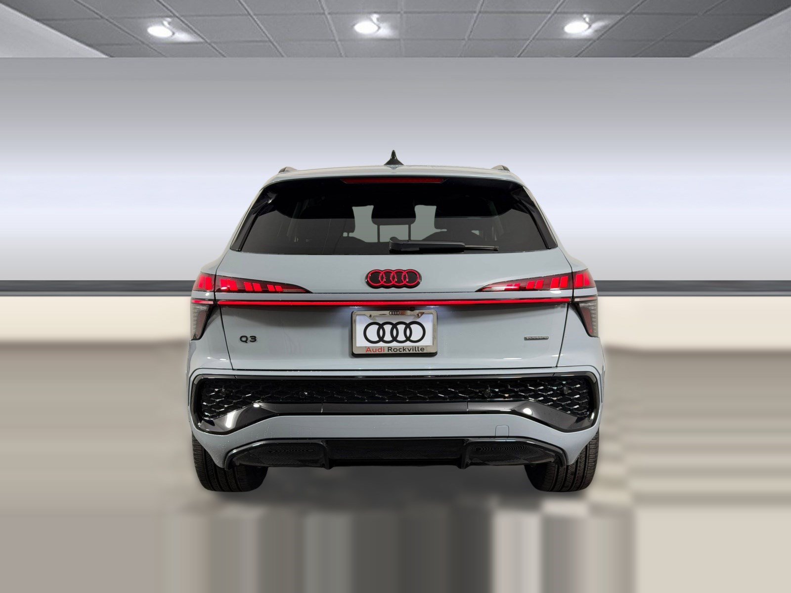 Used 2026 Audi Q3 quattro 2.0T w/ Driver Assistance Package AWD/4WD image 10