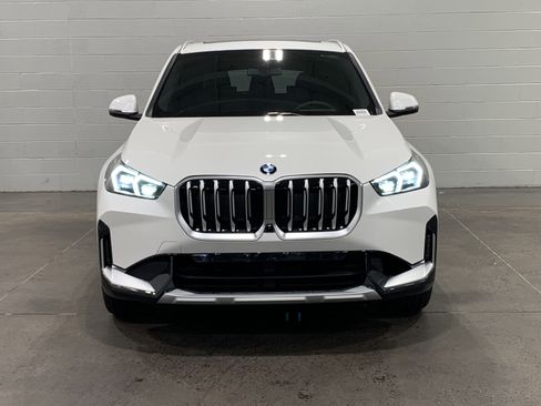 Used 2026 BMW X1 xDrive28i w/ Technology Package AWD/4WD image 2