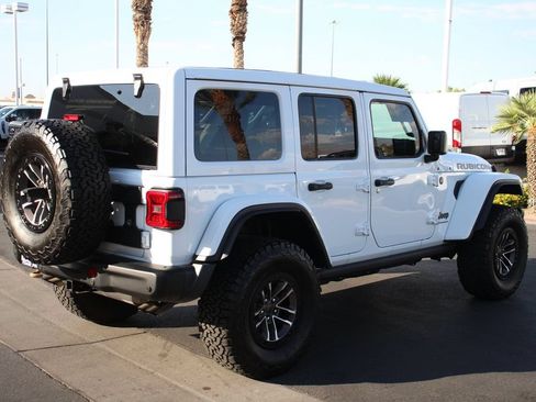 Used 2024 Jeep Wrangler Unlimited Rubicon 392 AWD/4WD image 8
