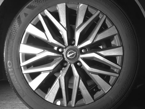 Used 2024 Nissan Altima 2.5 SV image 13