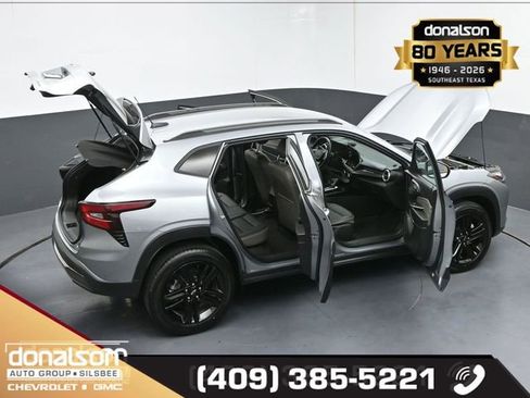 Used 2024 Chevrolet Trax ACTIV w/ Driver Confidence Package image 26