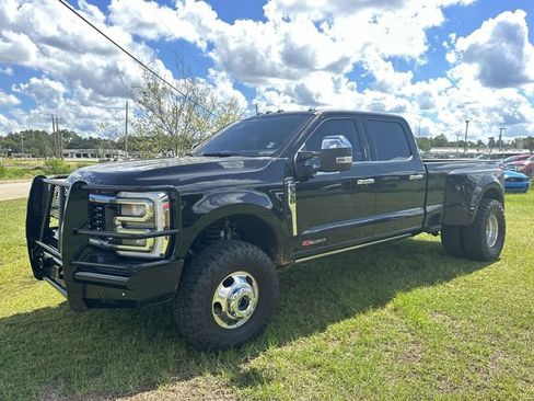 Certified 2026 Ford F350 Lariat w/ Lariat Ultimate Package AWD/4WD image 14