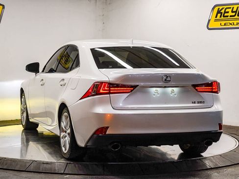 Used 2014 Lexus IS 250 image 2
