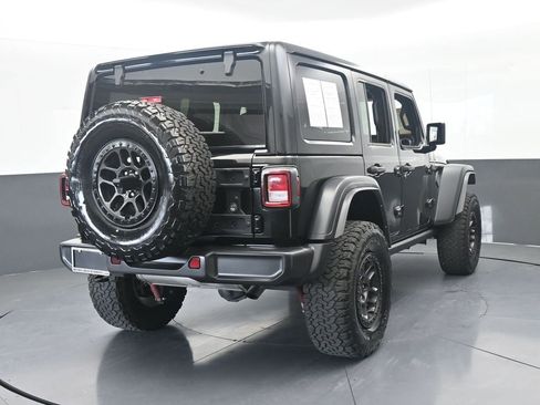 Used 2022 Jeep Wrangler Unlimited Sport w/ Xtreme Recon 35" Tire Package AWD/4WD image 5