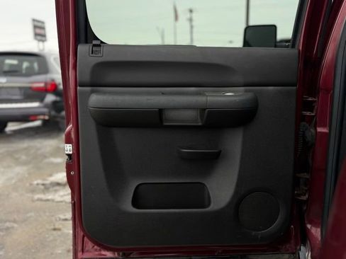 Used 2014 Chevrolet Silverado 2500 LT w/ Custom Sport Truck Package image 13