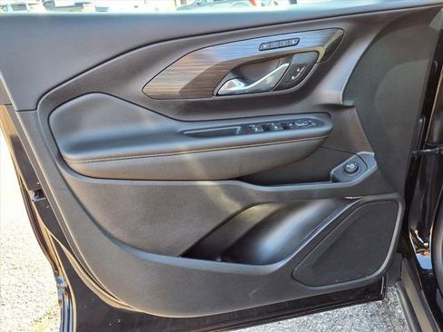 Used 2021 GMC Terrain SLT image 44