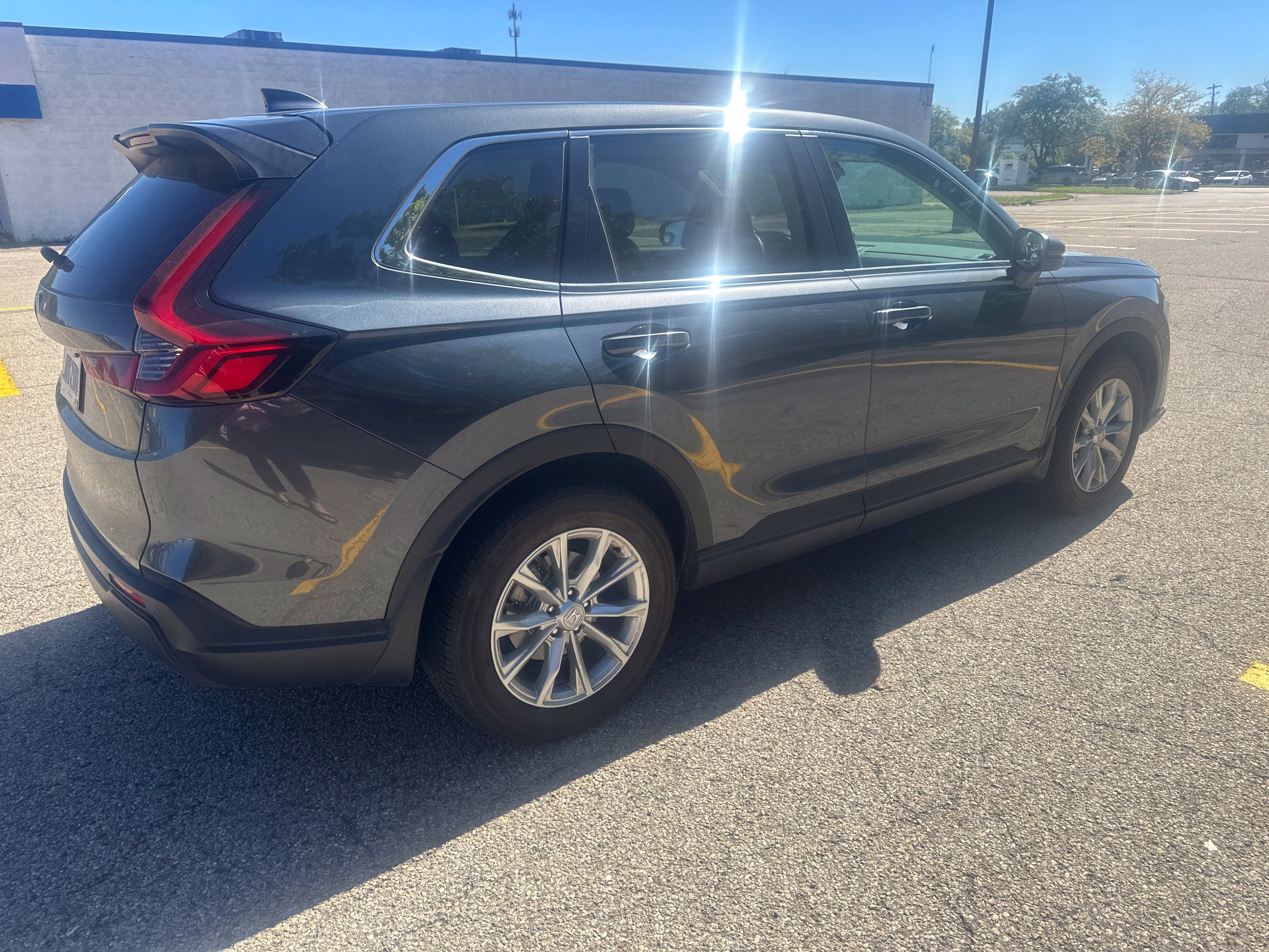 Used 2024 Honda CR-V EX-L image 16