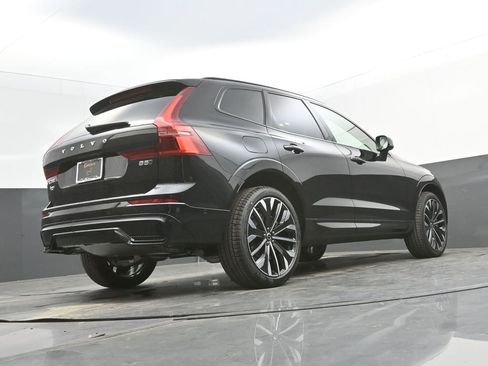 New 2026 Volvo XC60 B5 Ultra w/ Climate Package AWD/4WD image 34