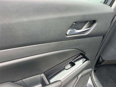 Certified 2021 Nissan Altima 2.5 SV image 17