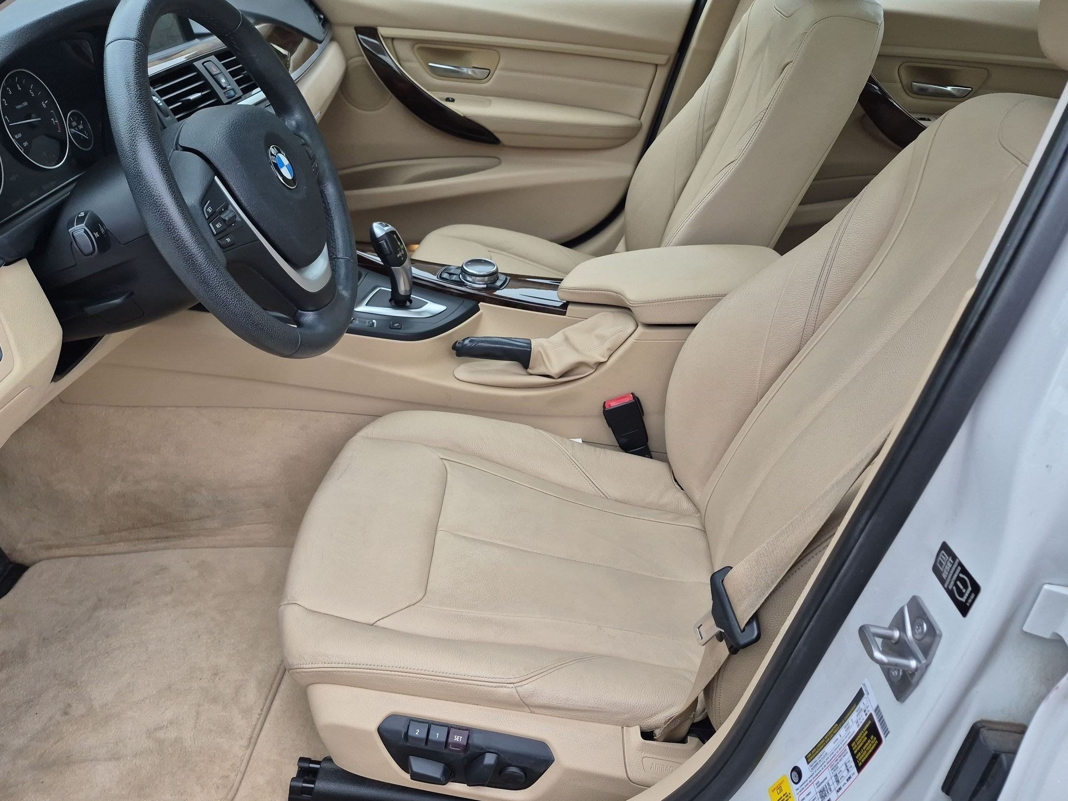 Used 2015 BMW 328i Sedan RWD image 14