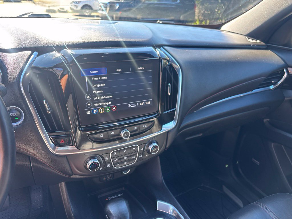 Used 2023 Chevrolet Traverse RS w/ LPO, Floor Liner Package AWD/4WD image 16