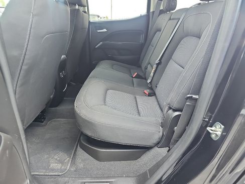 Used 2021 Chevrolet Colorado LT AWD/4WD image 12