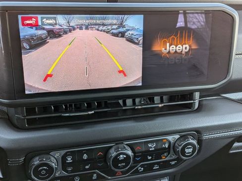 Certified 2024 Jeep Wrangler Sahara w/ Technology Group image 24