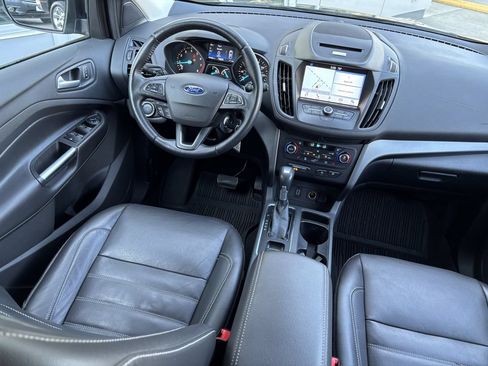 Used 2017 Ford Escape SE w/ SE Leather Comfort Package AWD/4WD image 21
