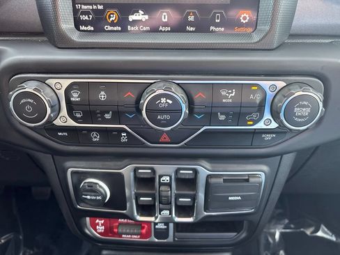 Used 2023 Jeep Gladiator Mojave w/ Cold Weather Group AWD/4WD image 37