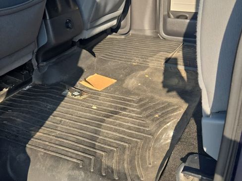 Used 2013 Ford F150 XLT w/ XLT Chrome Pkg image 25