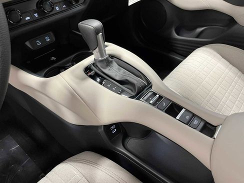 New 2026 Honda HR-V LX image 20