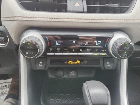 Used 2023 Toyota RAV4 XLE w/ Convenience Package image 13