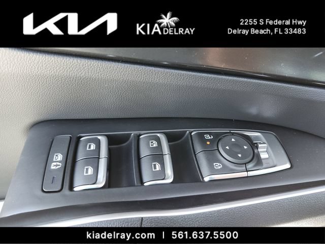 New 2026 Kia Sorento LX FWD image 15
