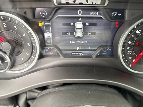 New 2026 RAM 1500 Express AWD/4WD image 20