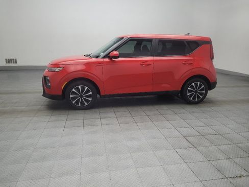 Used 2021 Kia Soul LX FWD image 2