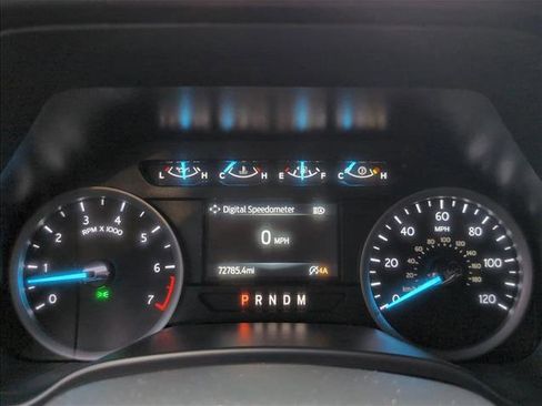 Used 2021 Ford Expedition XLT image 11