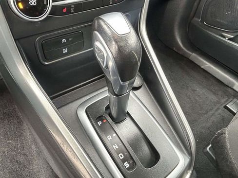 Certified 2018 Ford EcoSport SE image 25