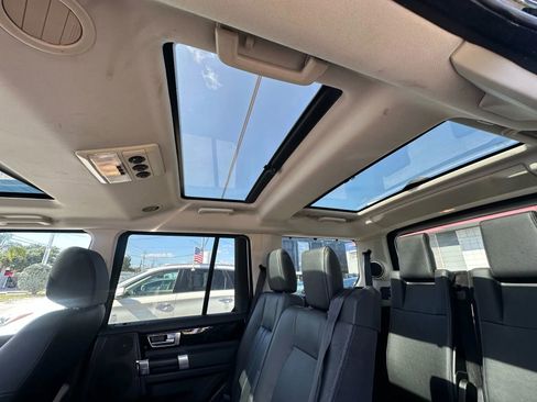 Used 2016 Land Rover LR4 HSE Silver Edition image 20