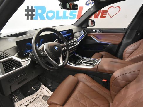 Used 2024 BMW X5 xDrive40i w/ Premium Package AWD/4WD image 12