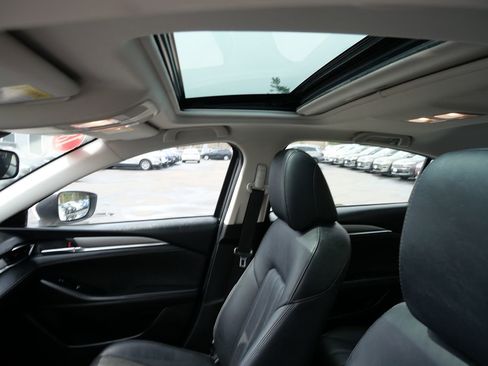 Used 2018 MAZDA MAZDA6 Touring image 11