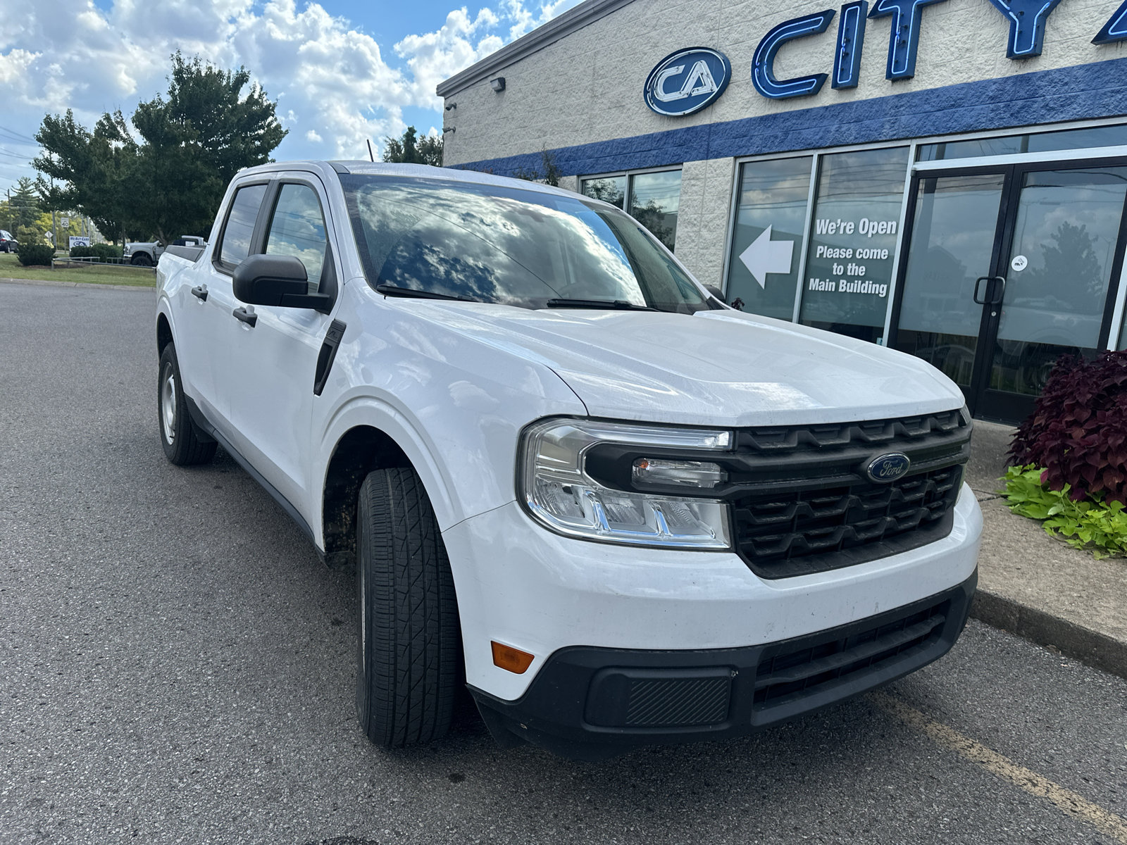 Used 2023 Ford Maverick XL w/ Equipment Group 100A Standard AWD/4WD image 2