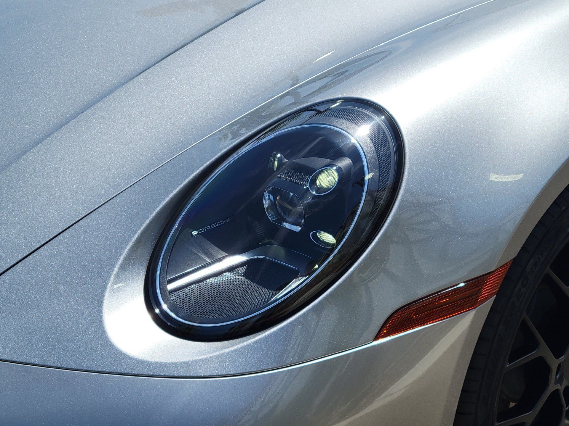 Certified 2022 Porsche 911 Carrera RWD image 31