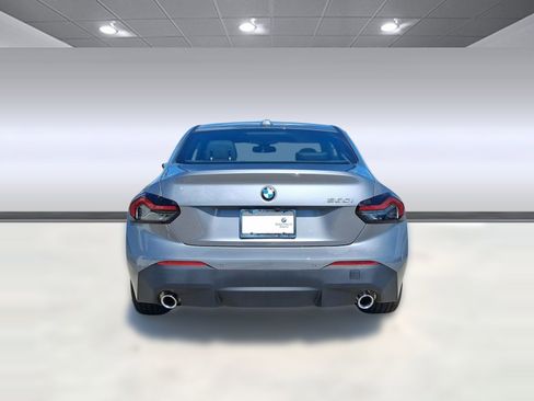 Used 2025 BMW 230i Coupe w/ Convenience Package image 10