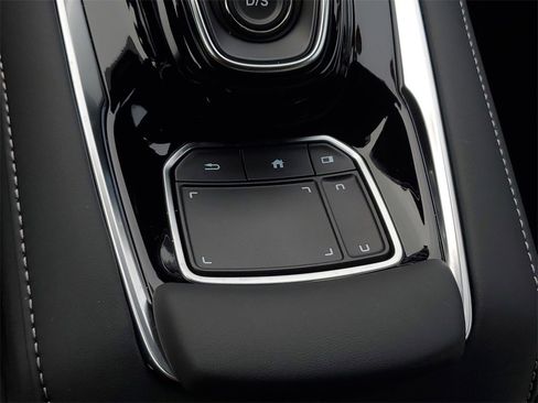 Certified 2025 Acura RDX SH-AWD image 28