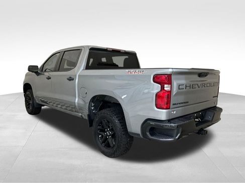 Used 2024 Chevrolet Silverado 1500 Custom Trail Boss w/ LPO, Dark Essentials Package AWD/4WD image 3