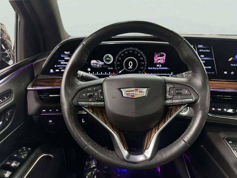 Used 2022 Cadillac Escalade ESV Premium Luxury AWD/4WD image 32