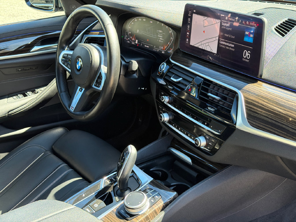 Used 2021 BMW M550i xDrive w/ Premium Package AWD/4WD image 9