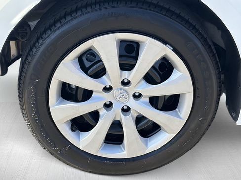 Certified 2025 Toyota Corolla LE FWD image 14