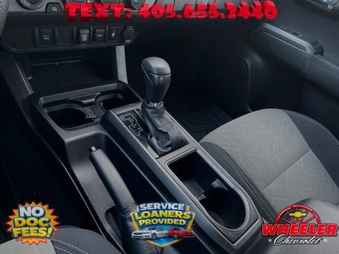 Used 2021 Toyota Tacoma TRD Off-Road AWD/4WD image 22
