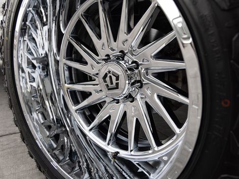 Used 2019 RAM 3500 Big Horn w/ Protection Group image 15